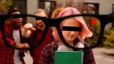 Viral di TikTok, Remaja Pakai Kacamata Pintar Lecehkan Siswi di Sekolah