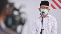 Menko PMK Muhadjir Effendy Menko Muhadjir sampaikan Presiden Jokowi minta sosialisasi COVID-19 menggunakan bahasa dan simbol lokal usai rapat terbatas di Istana Negara, Jakarta, Senin (13/7/2020). (Dok Humas Sekretariat Kabinet)