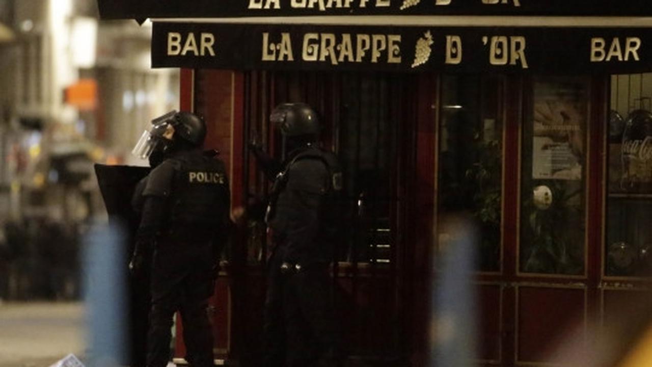 Suasana mencekam polisi kepung persembunyian pelaku Teror Paris