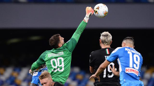 AC Milan Tahan Imbang Napoli di San Paolo