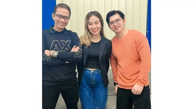 Bakal Duet Bareng, Ini 6 Potret Keakraban Nicky Tirta dan Mayang Adik Vanessa Angel