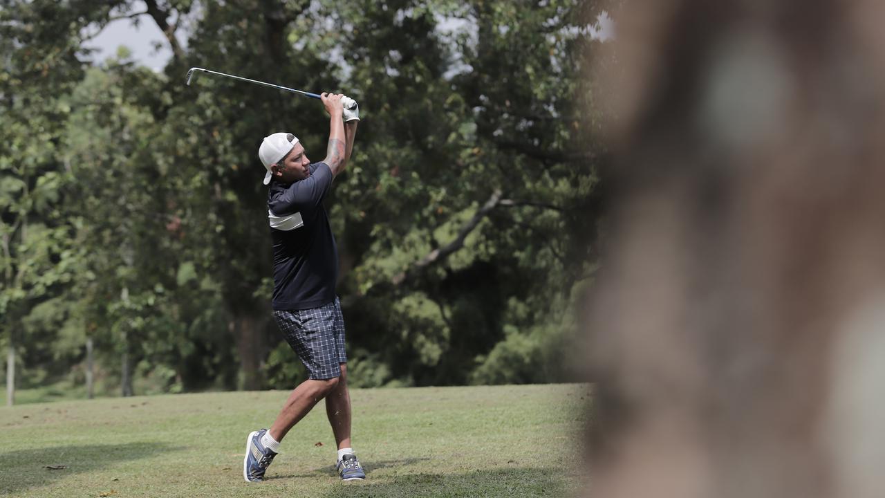 Acara golf sembari beramal Ngabubuswing