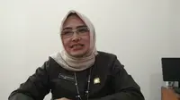 Pimpinan DPRD Kota Cirebon Sementara Fitria Pamungkaswati berharap wacana pemindahan Ibu Kota Jabar harus melalui kajian yang serius. Foto (Liputan6.com / Panji Prayitno)