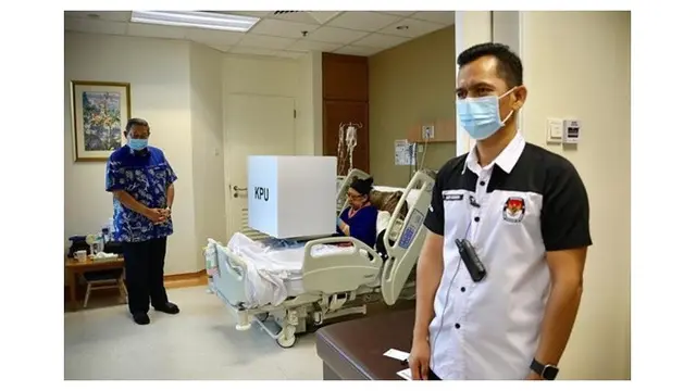 Potret Ibu Ani Yudhoyono Nyoblos Pemilu Di Atas Ranjang Rumah Sakit