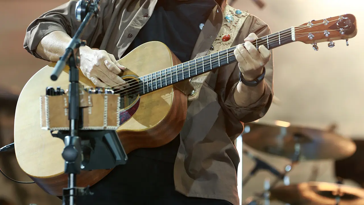 [Bintang] Iwan Fals