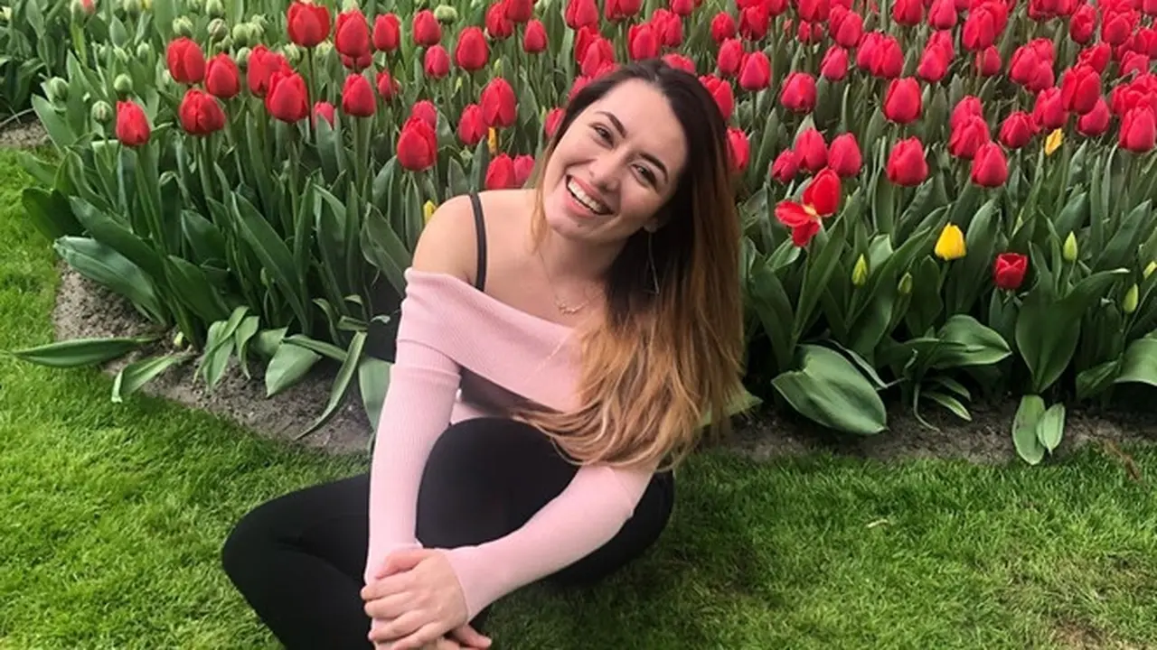 6 Potret Amanda Gonzales dengan Pacarnya, Mesra Banget