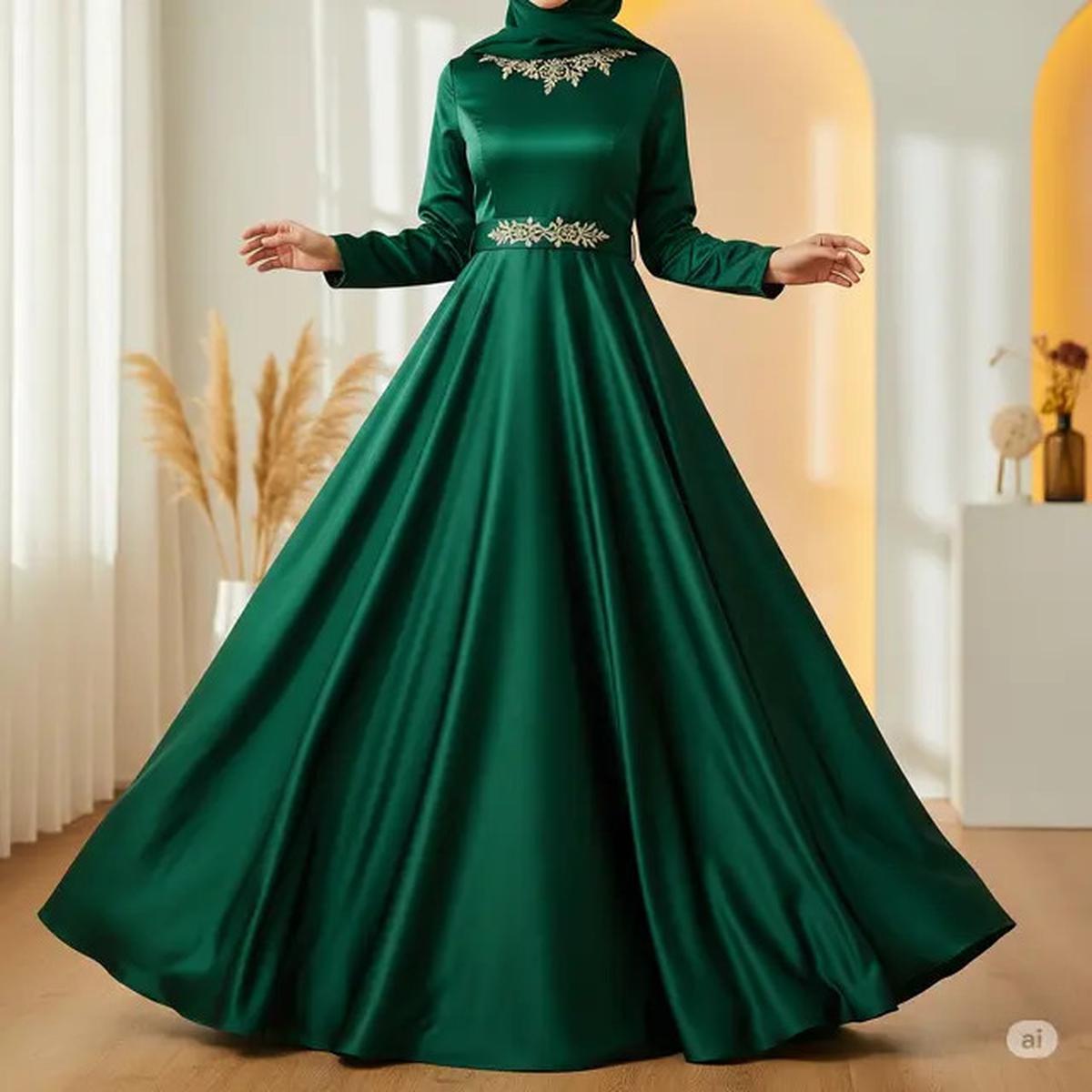 Long Dress Satin Berkilau? Begini Cara Mencucinya Biar Tetap Elegan