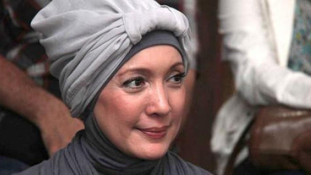 Umur 50 tahun, Henidar Amroe ikhlas belum nikah