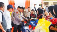 Kapolri Jenderal Listyo Sigit Prabowo saat meninjau Gerakan Pangan Murah (GPM) di Mempawah, Kalimantan Barat (Kalbar), Jumat (8/8/2025) (Istimewa)