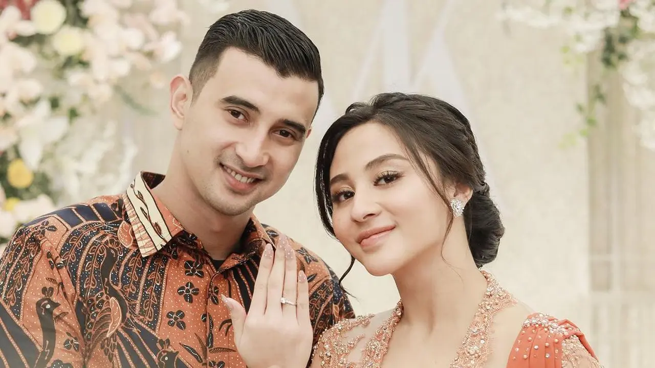[Fimela] Ali Syakieb dan Margin Wieheerm