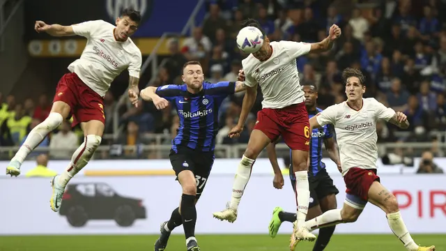 Foto: Milan Menang Meyakinkan, Inter Dipecundangi AS Roma di Liga Italia