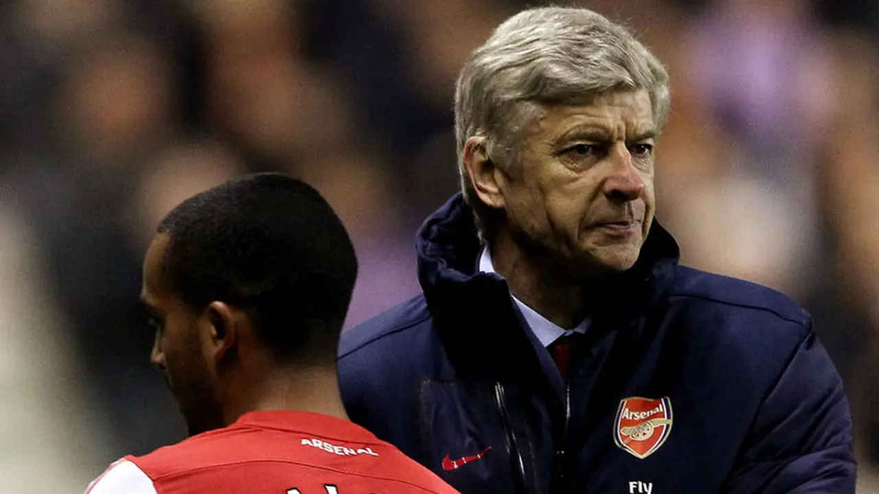 Arsene Wenger dan Theo Walcott