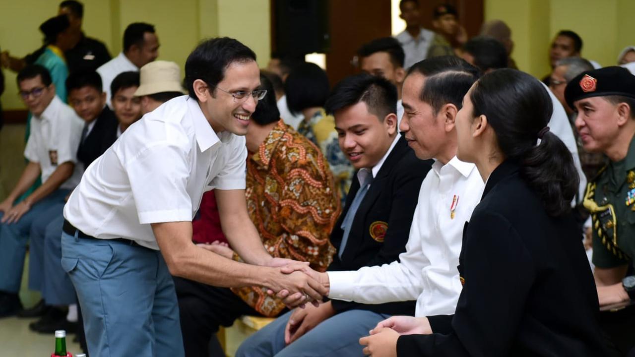 Erick Thohir, Wishnutama dan Nadiem Main Drama di Depan Jokowi