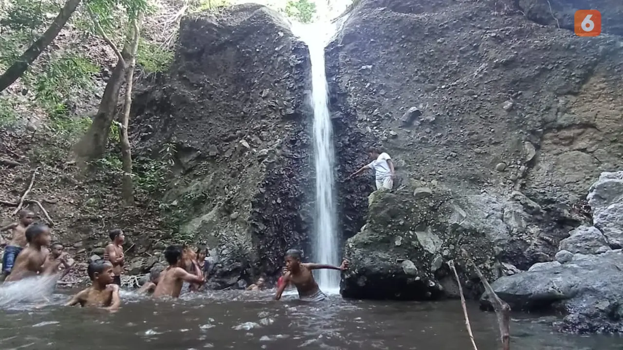 Air Terjun Wairhoret  Desa Wairterang, Kecamatan Waigete, Kabupaten Sikka.(Liputan6.com/ Dionisius Wilibardus)