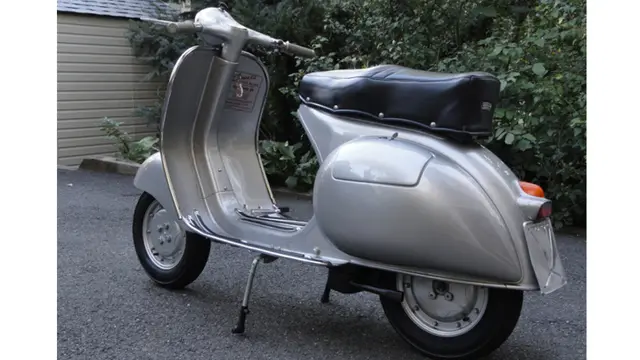 Vespa GS 