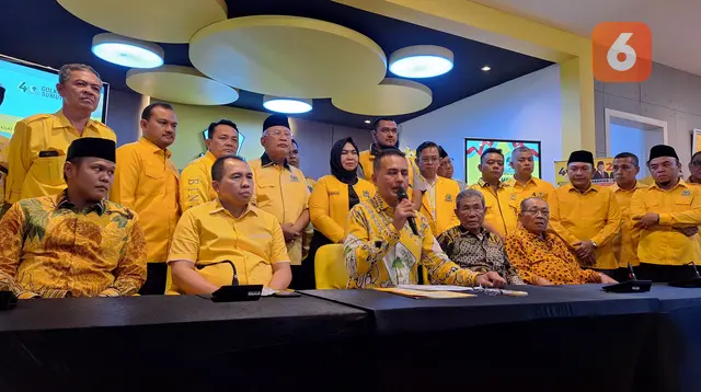 Ketua DPD Partai Golkar Sumut, Musa Rajekshah atau akrab disapa Ijeck, menyatakan siap maju sebagai calon Gubernur Sumut pada Pilkada 2024 (Reza Efendi/Liputan6.com)