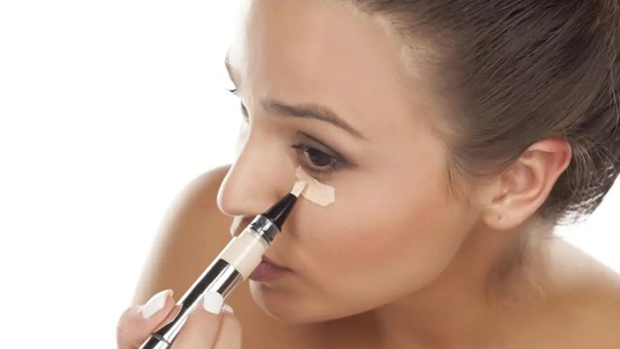 Jangankan Mata Panda, Lebam di Wajah Hilang dengan Bantuan Makeup