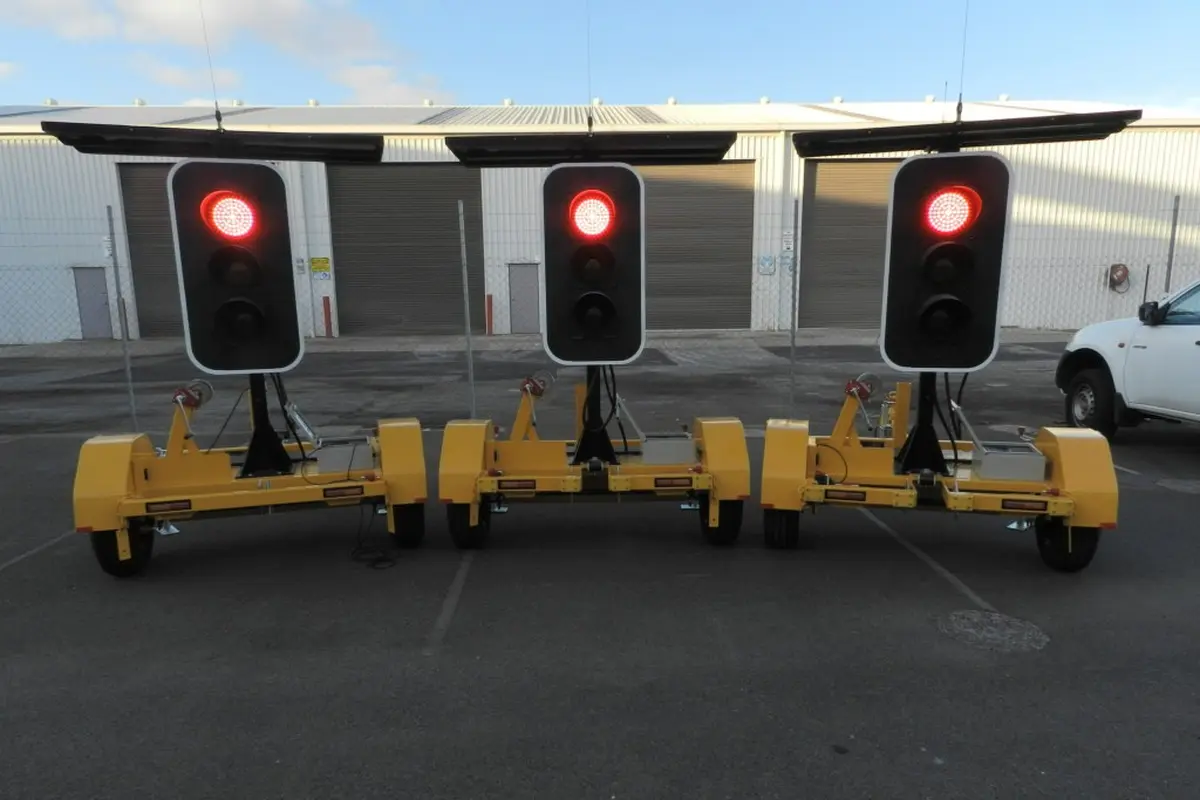 Ilustrasi Lampu Lalu Lintas Portable. (sumber foto: Global Traffic Equipment)