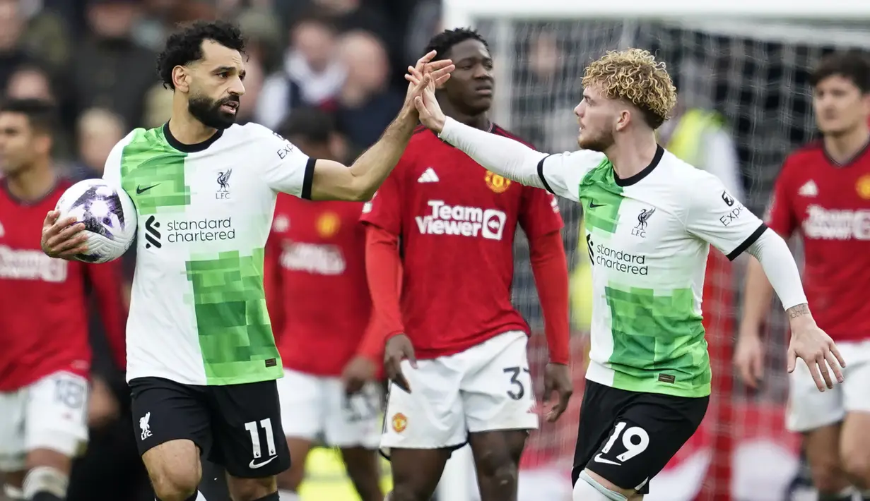 Sayap kanan Liverpool asal Mesir, Mohamed Salah juga telah mengoleksi 17 gol sejauh ini dari total 26 laga bersama The Reds. Teranyar, ia gagal menambah pundi-pundi golnya saat dipermalukan Crystal Palace 0-1 di Anfield pada pekan ke-33 (14/4/2024). (AP Photo/Dave Thompson)