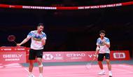 Ganda putra Indonesia Sabar Karyaman Gutama/Moh Reza Pahlevi Isfahani menumbangkan Man Wei Chong/Kai Wun Tee dari Malaysia pada laga Grup A BWF World Tour Finals 2025 di Hangzhou Olympic Sports Centre Gymnasium, China, Rabu (17/12). (foto: PBSI)
