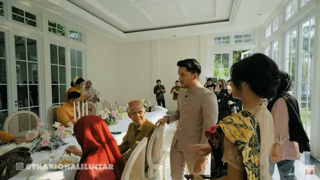 Fuji Bertemu Keluarga Besar Thariq