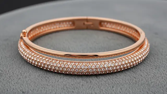 Gelang Emas Rose Gold Kombinasi Kristal Swarovski untuk Gaya Elegan Modern