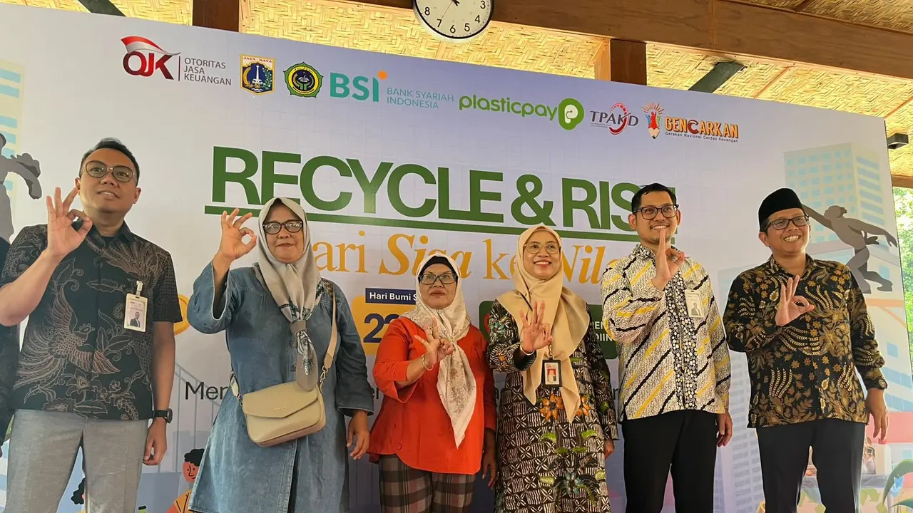 Pondok Pesantren Minhaajurrosyidiin menjadi pelopor penggunaan mesin Reverse Vending Machine (RVM) di Indonesia (Istimewa)