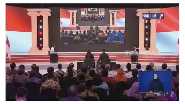 Editan Foto Layar Debat Capres