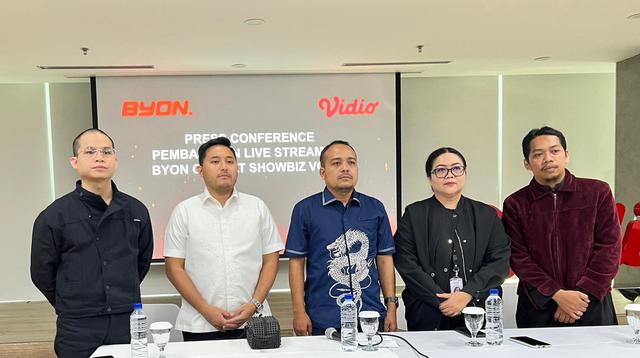 Konferensi pers kasus pembajakan konten Byon Combat Showbiz. (Vidio)