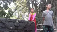 Warga Prambanan Temukan Batu Candi Raksasa di Kolam Ikan