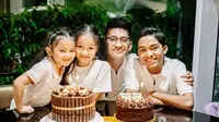 Ruben Onsu merayakan ulang tahun ke-41 hanya bersama anak-anaknya. (Instagram @ruben_onsu)