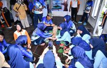 Lanud RSA Natuna Ubah Sampah Kayu Pesisir Jadi Kerajinan Bernilai Ekonomi, Dorong Kerajinan Sampah Kayu Natuna