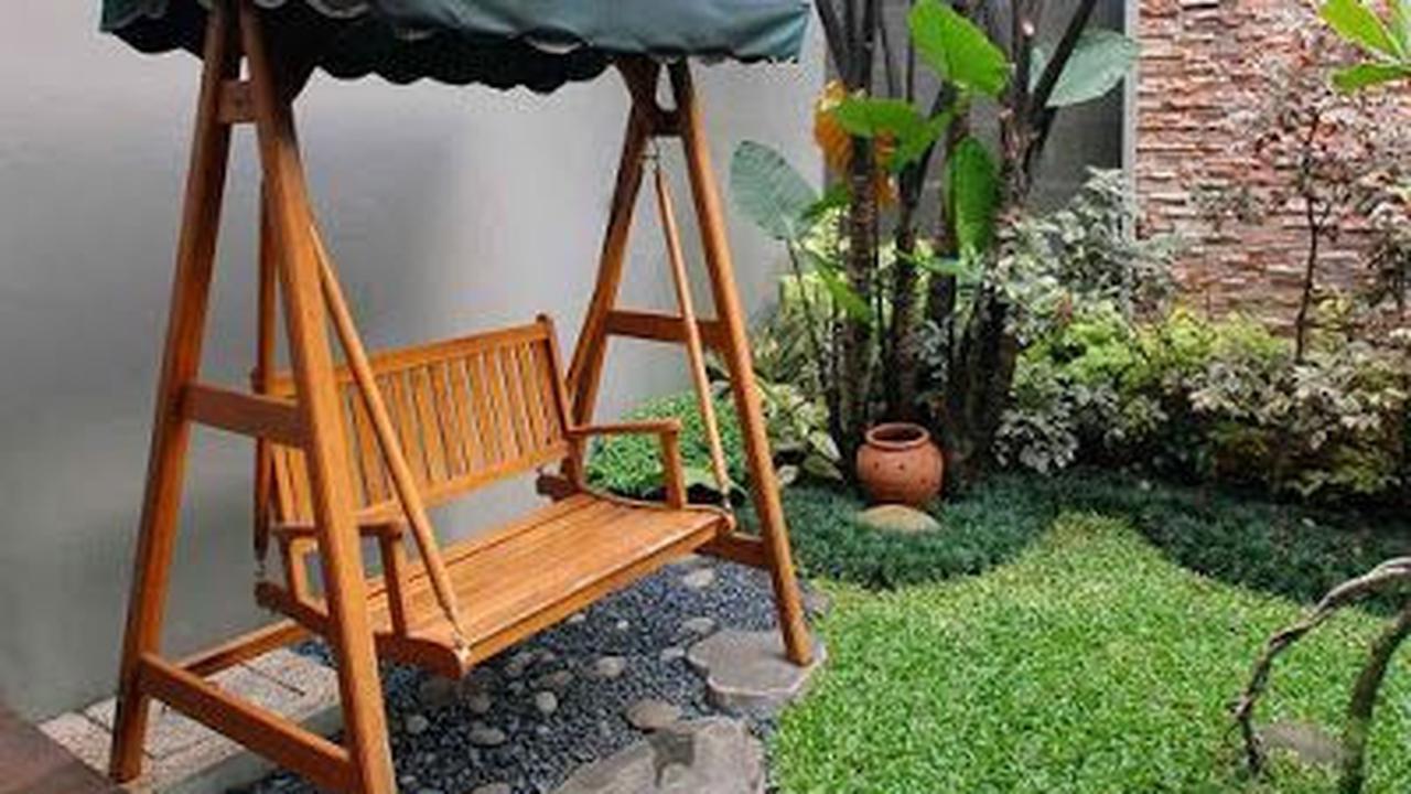 <b>Desain Teras Belakang Rumah Taman Outdoor</b><br>