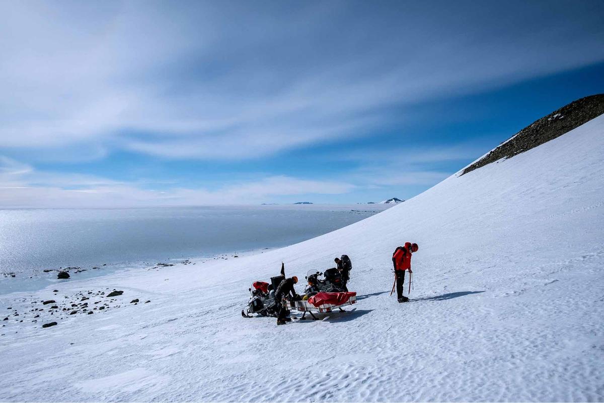 FOTO: Antartika Kian Terancam, Wisata dan Riset Picu Percepatan Pencairan Es