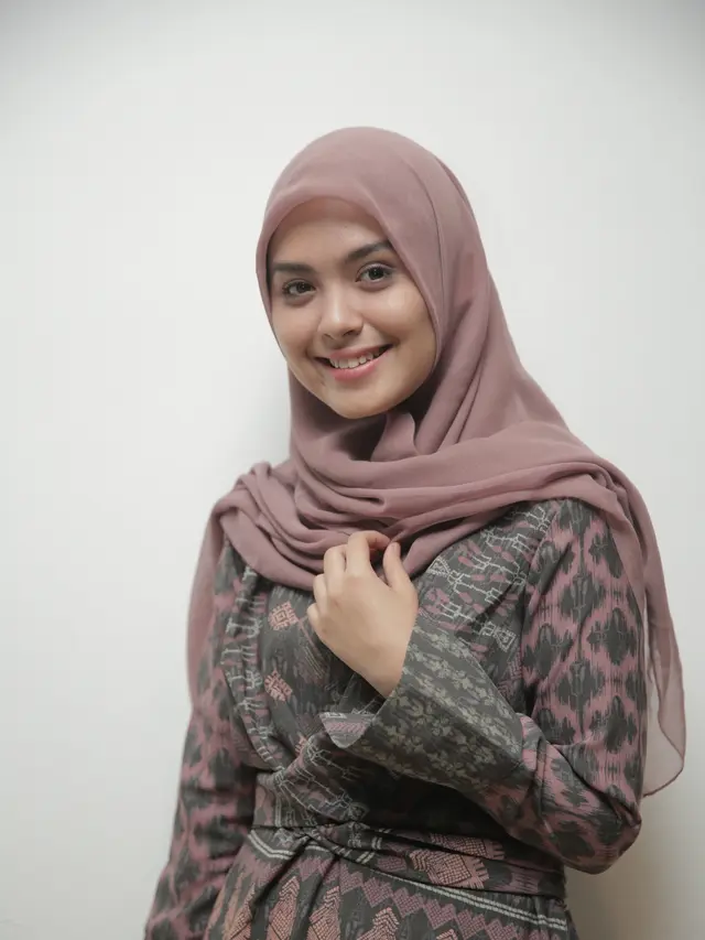 [Fimela] Vebby Palwinta