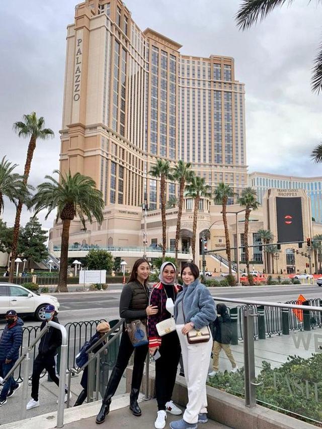 6 Momen Babymoon Nikita Willy di Las Vegas, Baby Bumpnya Curi Perhatian