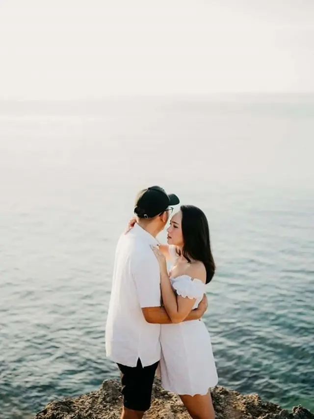 Segera Menikah, Ini 6 Potret Romantis Prewedding Pamela Bowie dan Kekasih