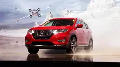 Nissan memperkenalkan produk terbarunya Nissan Rogue Star Wars Edition 2017 di Los Angeles Auto Show 2016, California, 16 November 2016. Nissan Rogue One Star Wars Edition hanya akan dibuat 5.400 unit. (REUTERS/Lucy Nicholson)