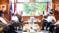 Menteri Dalam Negeri (Mendagri) Muhammad Tito Karnavian menerima kunjungan Ketua Badan Amil Zakat Nasional (Baznas) RI Noor Achmad beserta jajarannya di Kantor Kementerian Dalam Negeri (Kemendagri), Jakarta, Jumat (22/8/2025). Foto: Puspen Kemendagri