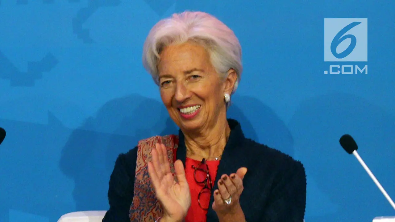 Kompak Kenakan Selendang, Bos IMF dan Sri Mulyani Buka Konferensi Internasional