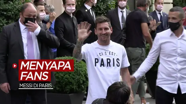 Berita video momen Lionel Messi menyapa fans yang berada di luar hotel mewah tempat La Pulga dan keluarga menginap di Paris, Prancis, Selasa (10/8/2021) sore hari waktu setempat.