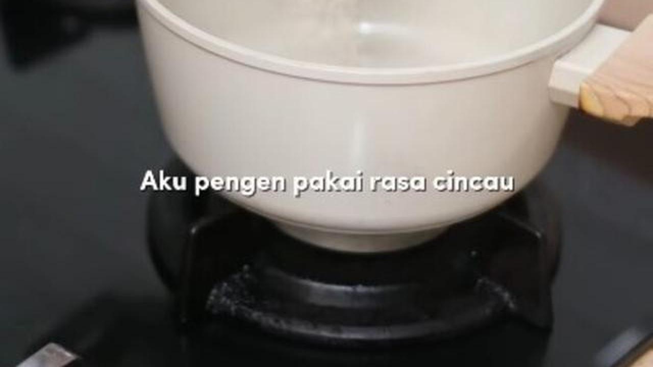 6 Potret Dapur Rumah Zaskia Adya Mecca, Dominasi Hijau Mint Elegan dengan Sentuhan Vintage Modern