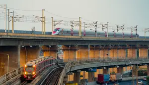 LRT Jabodebek Uji Coba Mulai 05.30 WIB, Terhubung ke Whoosh