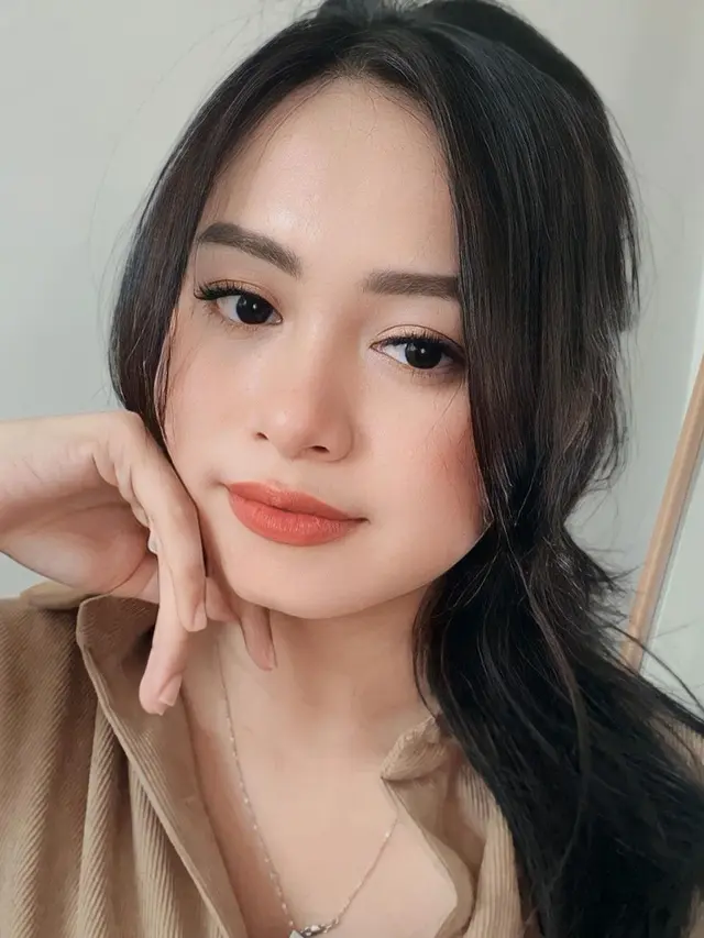 [Fimela] Ulfi anak Elly Sugigi