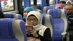 Hari kedua diberlakukannya sistem ganjil genap di Tol Bekasi, pengguna bus Transjabodetabek Premium meningkat.