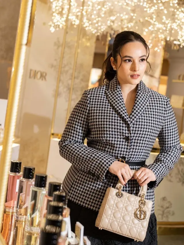 Chelsea Islan dikabarkan sedang hamil lantaran disebut memiliki badan yang lebih berisi