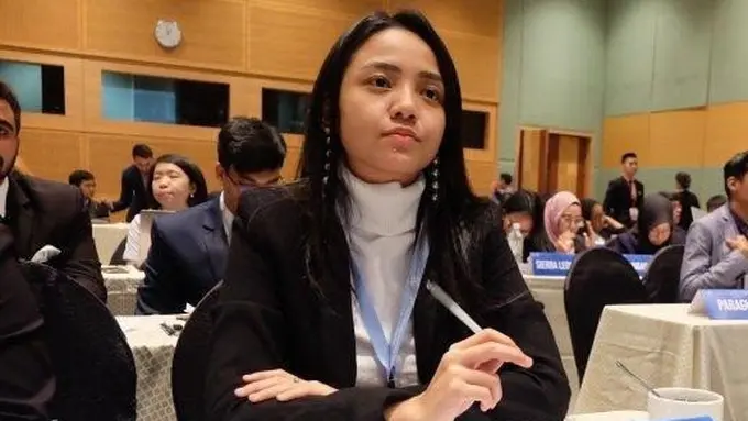 Irma Lina Habibah menghadiri Asian Youth International Model United Nation.