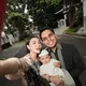Untuk pertama kalinya, ia merayakan Hari Raya Idul Fitri dengan status sebagai seorang ibu setelah kehadiran putra pertamanya, Baby Arash. [@aaliyah.massaid].
