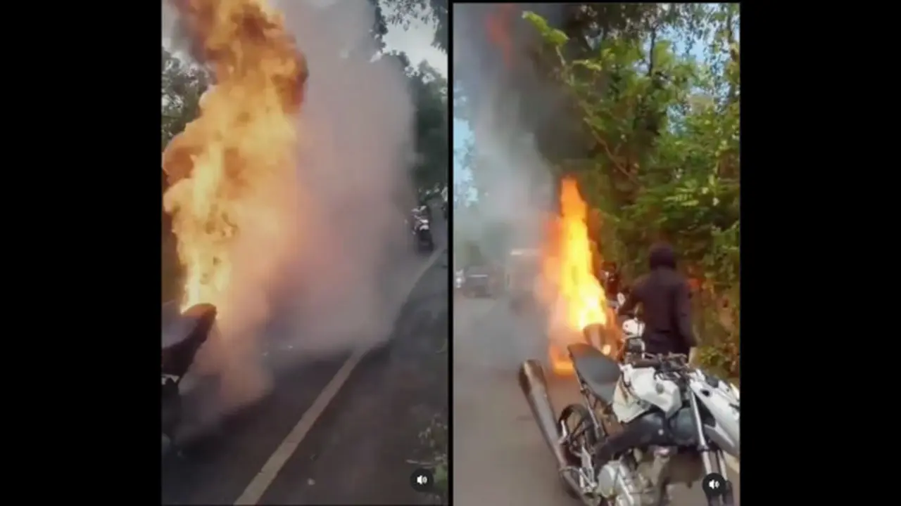 Sekumpulan Pemuda Modif Knalpot Motor Sampai Keluarkan Kobaran Api