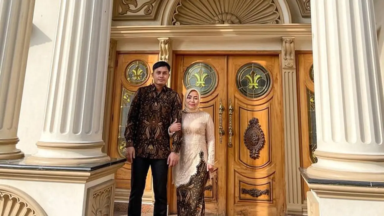 7 Potret Terbaru Rumah Mewah Muzdalifah, Kini Disebut Kurang Terawat